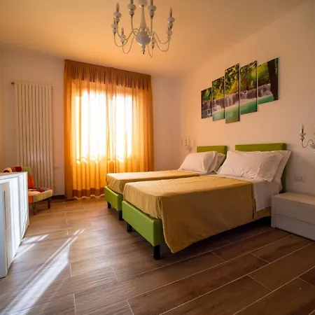 Enjoy Vendégház Milánó